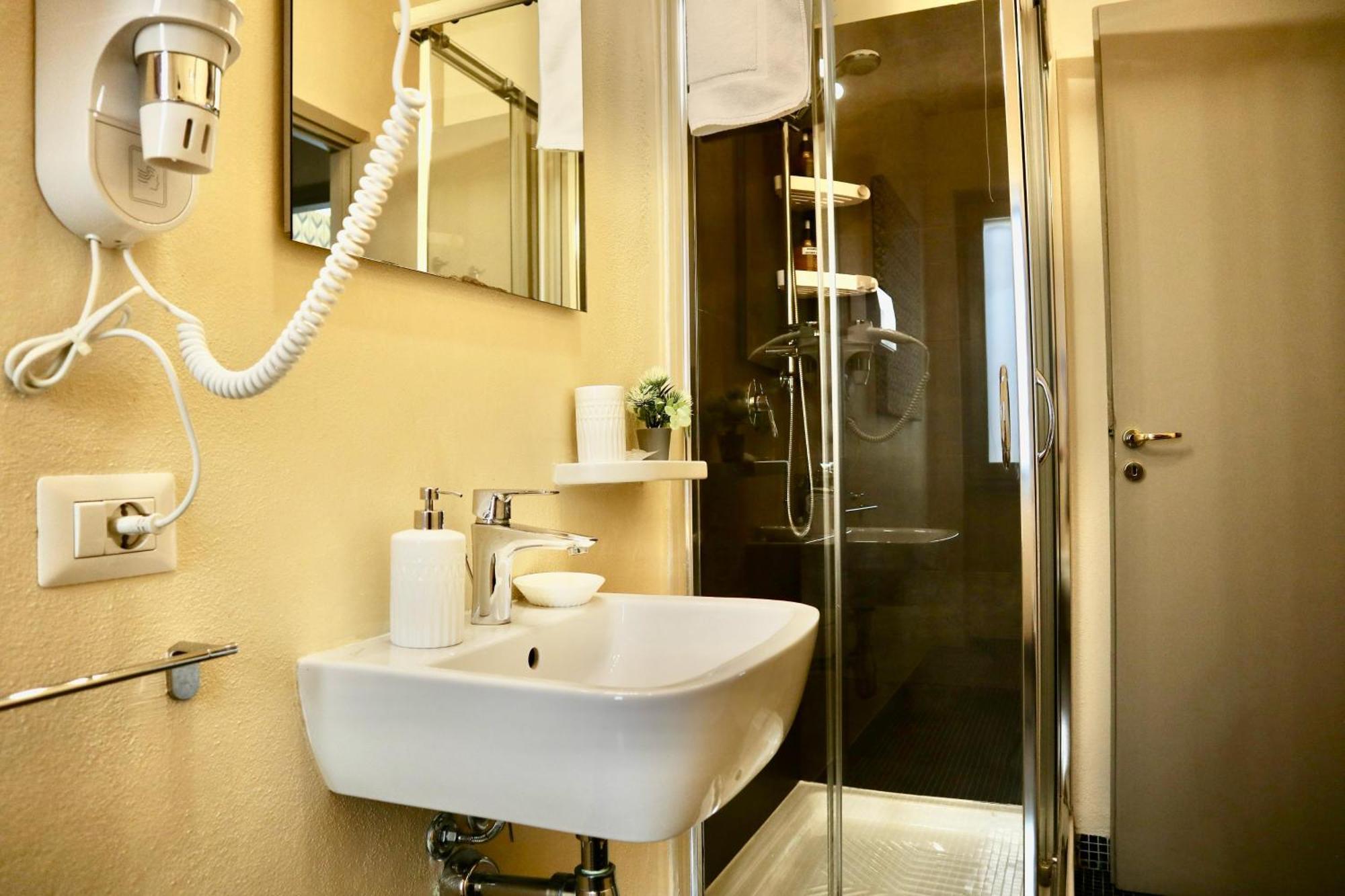 Guest House Sonnino 37 カリアリ エクステリア 写真